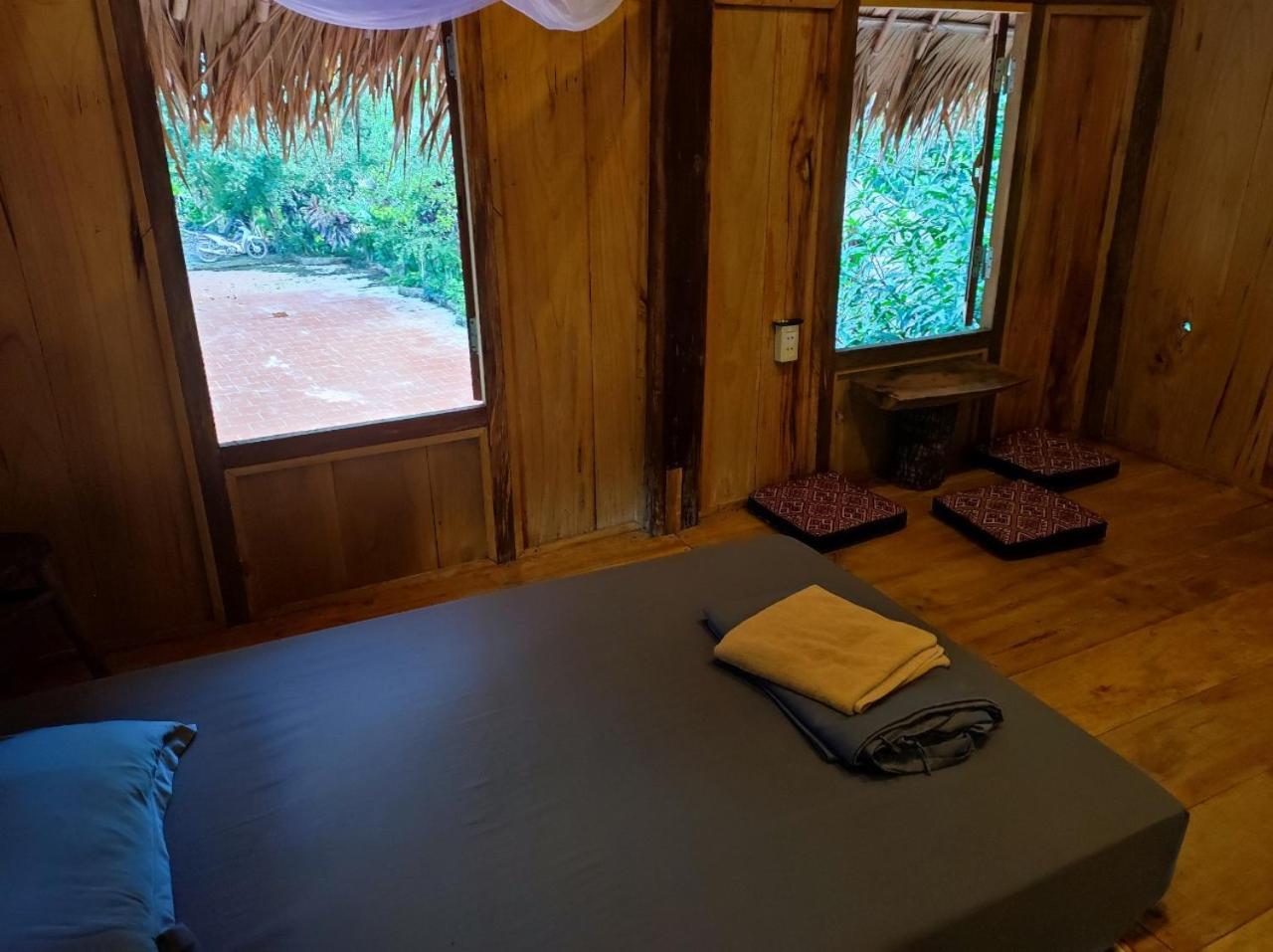 Lepont Mu Waterfall Bungalow Hoa Binh Exterior photo
